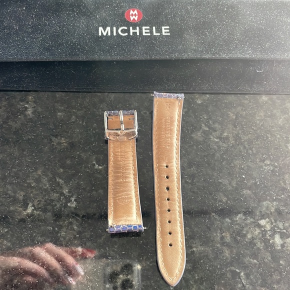 🇺🇸President’s Day Sale🇺🇸Michele Purple Snake Print Watch Strap - Picture 2 of 2